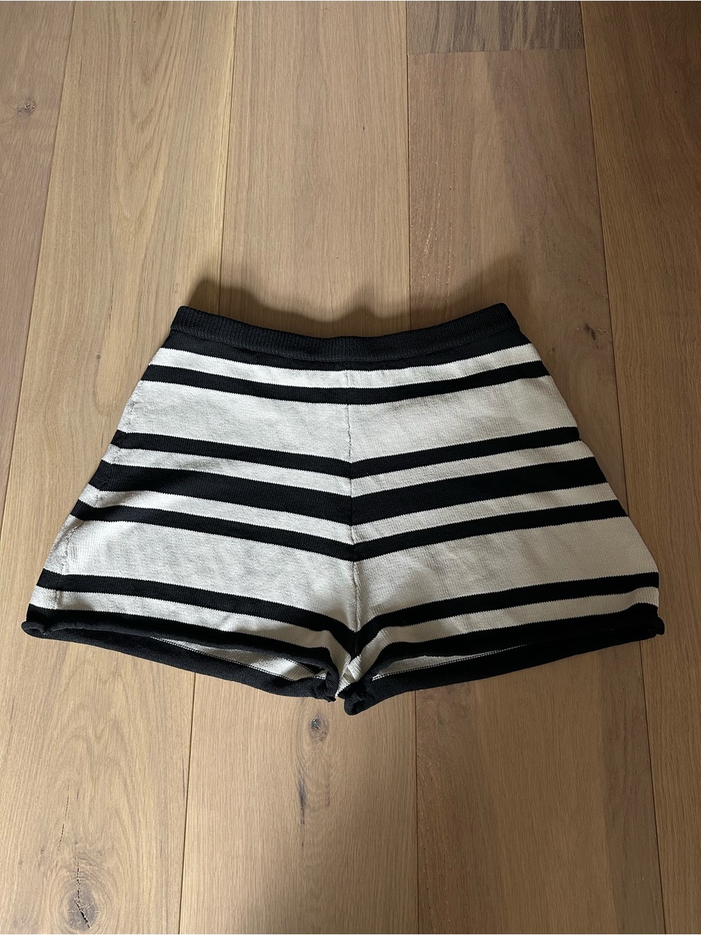 H and M shorts